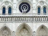 Paris, Cathedrale Notre-Dame, Galerie des rois (photo Rene Peyre)